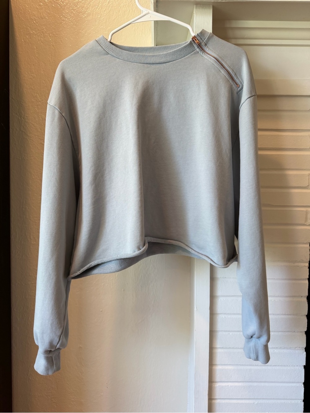 Allfenix Size L Blue Cropped Sweatshirt Rose Gold Shoulder Zip 100% Cotton